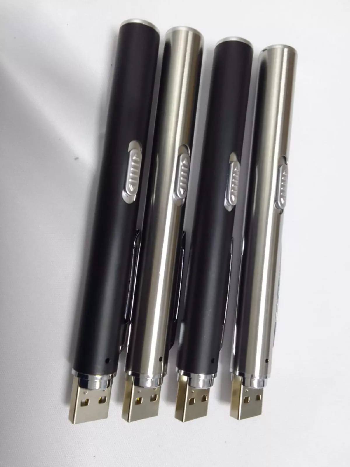 Rechargeable pen torch